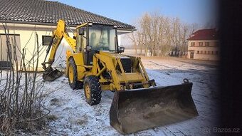 Traktorbagr MF 50HXT 4x4