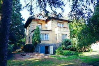 Prodej rodinného domu, 269 m² + pozemek 2 528 m² – Jesenice
