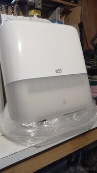 Zásobník na utěrky Tork Elevation Dispenser Hand Towel Roll - 1