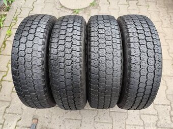 Letní / zimní pneu 205/75/16 C