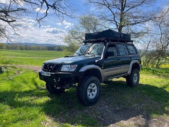 Nissan Patrol Y61 Wagon - 1
