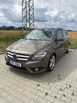 Mercedes Benz B 180 2013 - 1