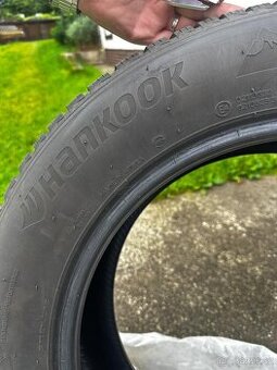 Pneu Hankook Winter icept evo3 215/60 R17 96 H
