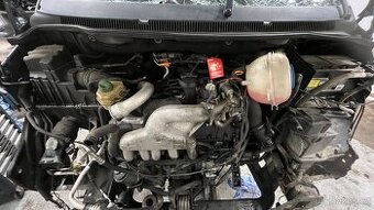 Motor T5 Volkswagen 2,5 TDI typ motoru AXE