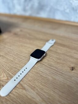 Apple Watch Series 7 45mm LTE – Jako nové, kompletní balení