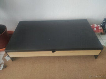 RYCHLÝ PRODEJ Jako Nový IKEA ELLOVEN CZK299