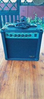 Kytarové kombo 10W