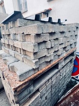 Betonová zámková dlažba kost