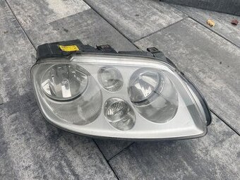 Přední pravé světlo halogen VW TOURAN 1T0941006F