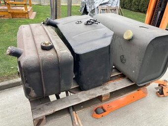 AVIA PALIVOVÁ NÁDRŽ