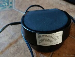 Pedal, foot controller ke kytara /sici stroj etc. Anlass.