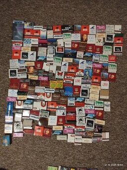 Sbírka 600 krabiček zápalek