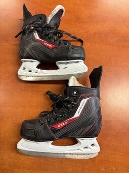 hokejove brusle CCM vel 31