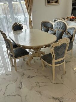 Jídelní stůl,židle,lavice