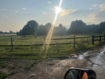 Pronájem pozemku Praha- Východ