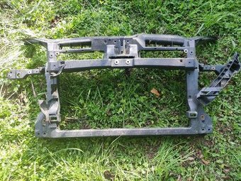 VW Golf  V - chladičová stěna