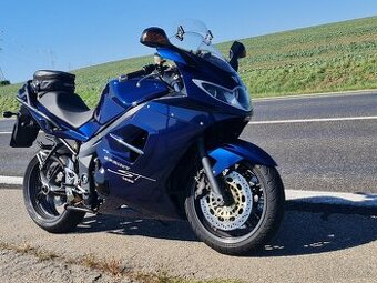 Triumph sprint st 1050