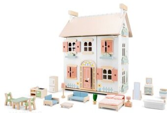 Dřevěný domeček pro panenky