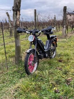 Opravuju Babety a pionýry