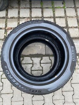 245/50/19 zimní runflat