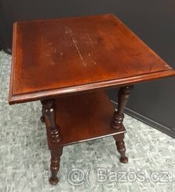 Prodám starožitný čajový stolek