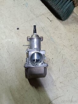 Nový karburátor Jawa 350/638
