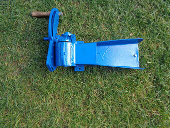 Krouhačka na kopřivy