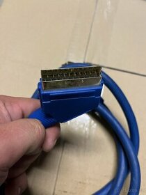 kvalitní kabel scart - 1