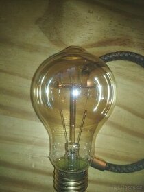 Edison retro žárovky - výrazně žluté teplé osvětlení