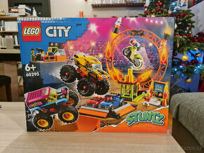 LEGO® City 60295 Kaskadérská aréna nové /balíkovna 30kč