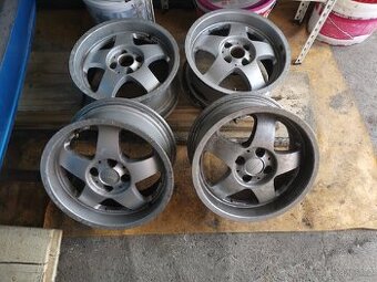 Kultovní Alu kola BLUEFOX s límcem Honda 4x100