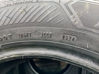 Obutí na SUV vozy 215/60 R17 - 1