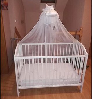 Dětská postýlka 120x60