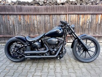 Harley Davidson FXSB Breakout Custom