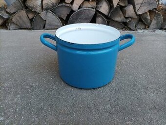 Smaltovaný modrý hrnec, průměr 20 cm, I.