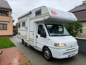 Obytné auto