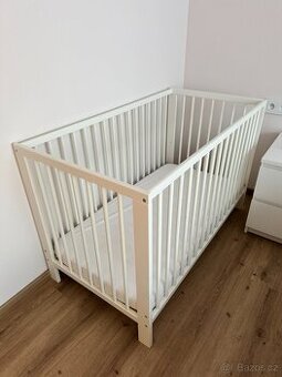 IKEA bílá postýlka Gulliver vč. matrace