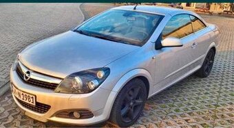Opel Astra Twintop 1,9 CDTI 110kW, cabrio