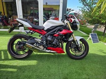 Triumph Street Triple 675 78 kw 3 válec Rv.2016 najeto 16tis