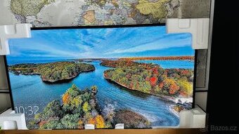 Samsung DM65E LED Monitor with Box
