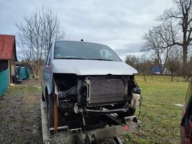 Multivan t5 z roku 2005. Komplet kastle bez dokladů - 1