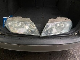 Světlomety Škoda Octavia 2