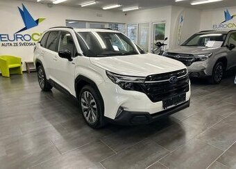 Subaru Forester 2.0 Touring 2025 skladem 100 kw