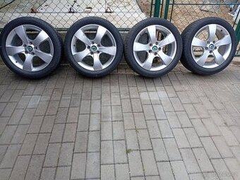 225/45 R17 Škoda Octavia 2