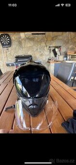 Přilba moto