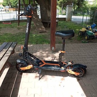 Elektrokoloběžka
