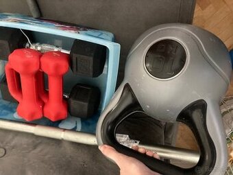 Sada činek, osa, kettlebell, chinupbar