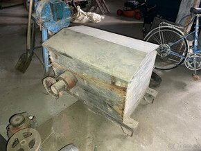 Motor GEAL - motor - 1