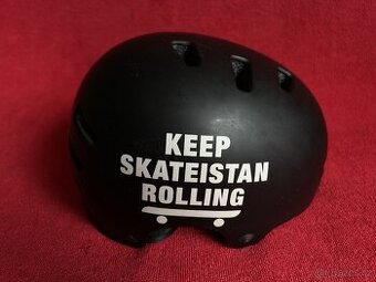 Helma, přilba TSG Evolution, Skateistan, S/M (54-56cm)