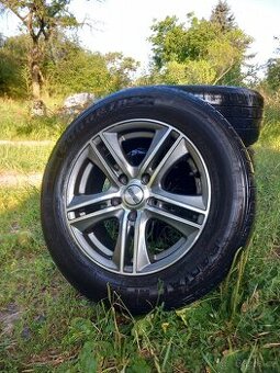 Prodám 4 hliníkové ráfky s 185/65 R15 91H m+s na Hyundai i30